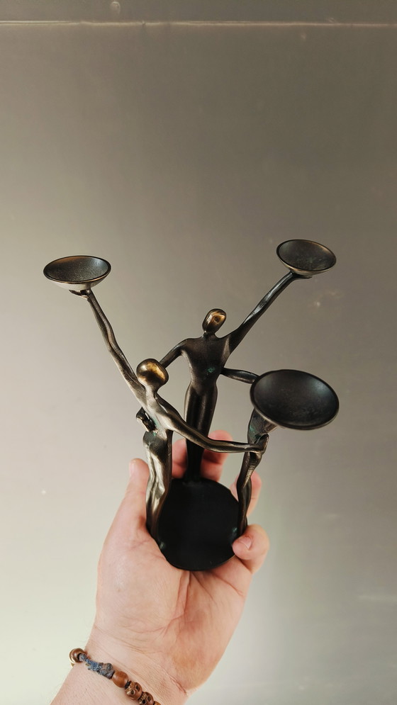 Image 1 of Corry van Ammerlaan Niekerk Statua in bronzo "Spirito di squadra"