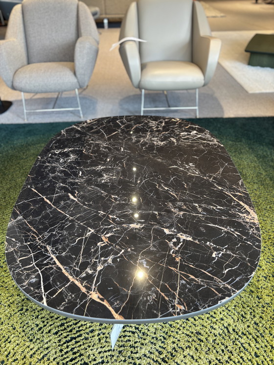 Image 1 of Mesa de centro Toveri de la marca Leolux