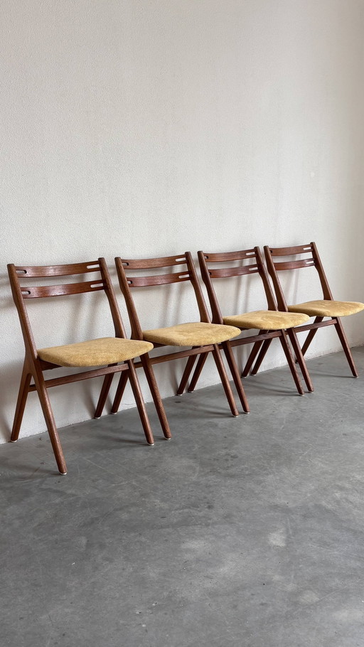 Set of 4 vintage Danish chairs