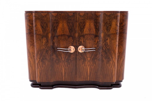 Commode Art déco en noyer, Europe de l'Ouest, milieu du XXe siècle.