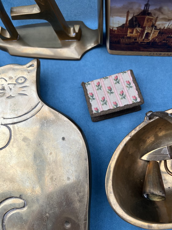 Image 1 of Large vintage collection made of solid brass - owls, cat, bookend & more