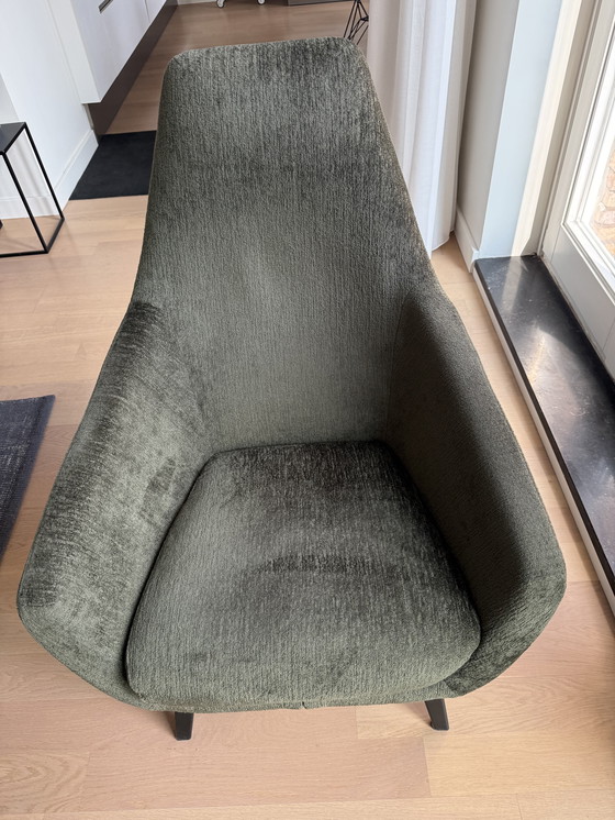 Image 1 of Montis, silla Enzo en tela bouclé/esponjosa verde musgo