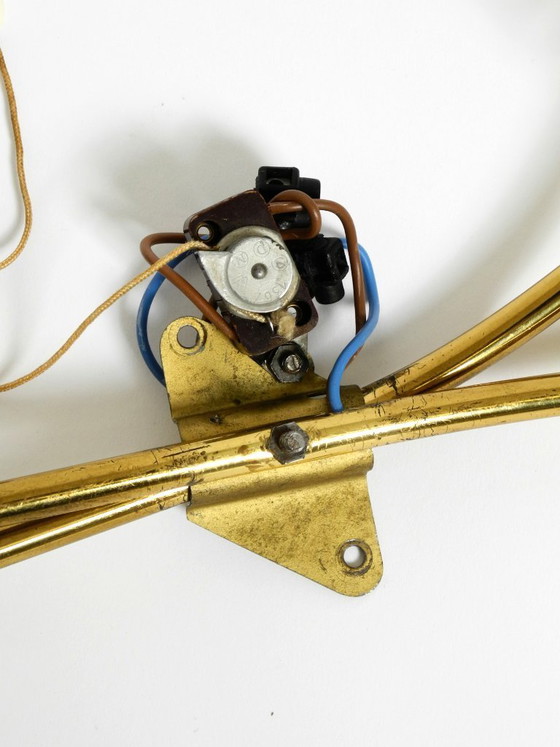 Image 1 of Wunderschöne, extrem seltene Messingwandlampe aus der Mitte des 20. Jahrhunderts mit bemalten Glasschirmen