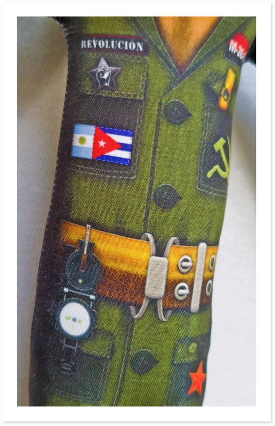 Image 1 of Cadeau Che Guevara | Décoration Che Guevara | Poupée d'art de collection | Art mural révolutionnaire