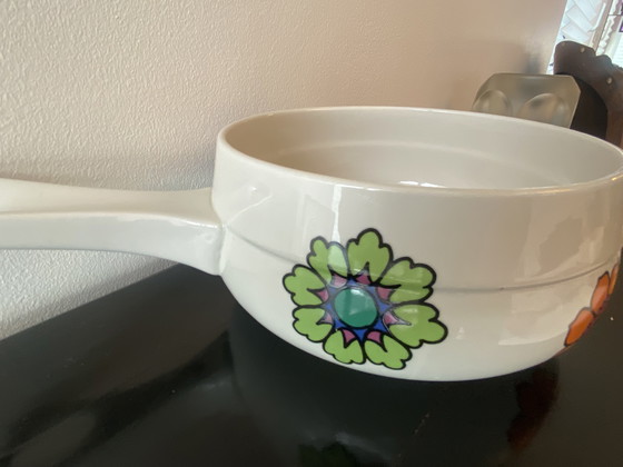 Image 1 of Rara pentola per fonduta di verdure vintage Villeroy & Boch degli anni '60/'70, variante floreale del modello Acapulco.
