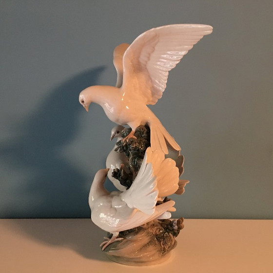 Sculture Lladró "Grupo De Palomas" (53 Cm) – Salvador Debón – Porcelain (photo 4 of 8)