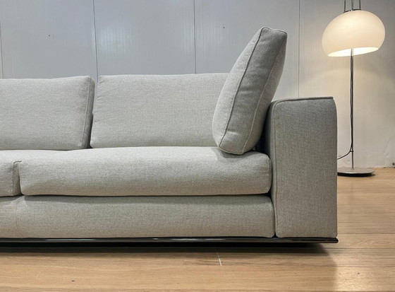 Image 1 of Canapé d'angle et tabouret Minotti Hamilton, récemment retapissés + Garantie