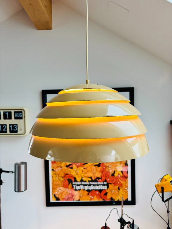 Image 1 of Lampada da soffitto Hans-Agne Jakobsson T 325/450 | Ciondolo "Alveare" in alluminio | Markaryd Svezia | Design scandin