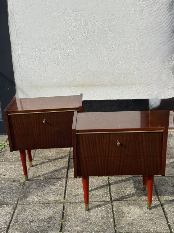 Coppia di Comodini Vintage in Laminato – Legno, Ottone (photo 12 of 12)
