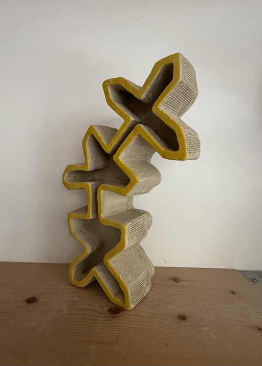 Expressive Architectural Clay Sculpture - Hand-Sculpted Yellow And Raw Stoneware Cross Totem – beeldhouwkunst, Other