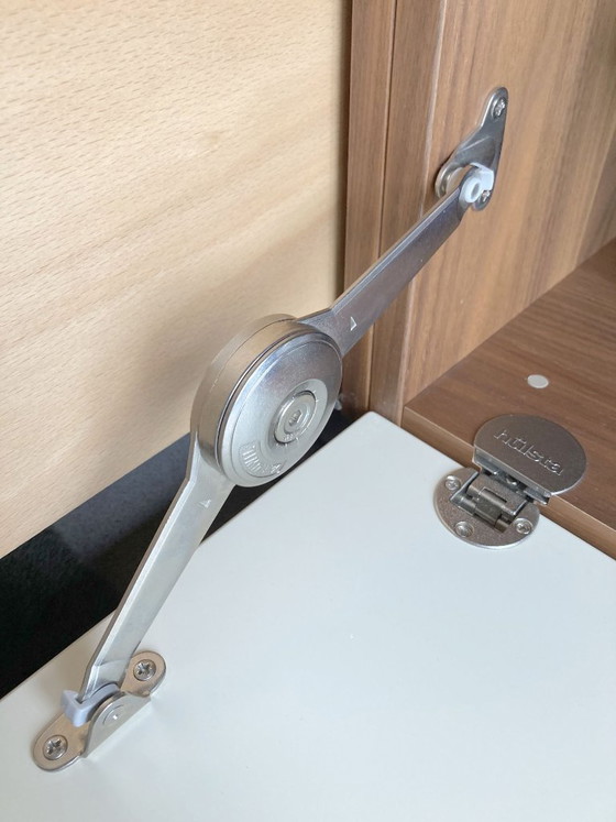 Image 1 of Hülsta Lilac hoogglans creme TV meubel in goede staat