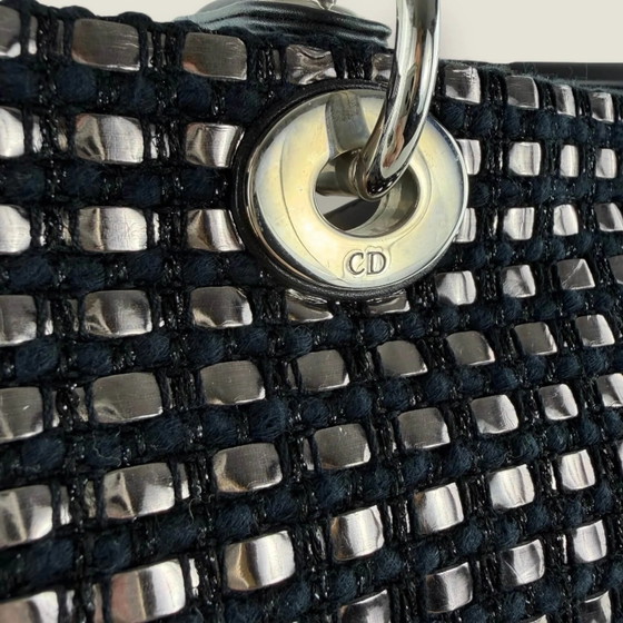 Dior borsa satchel Diorissimo media in tweed metallico con patch – Borse a spalla, Pelle (photo 24 of 32)