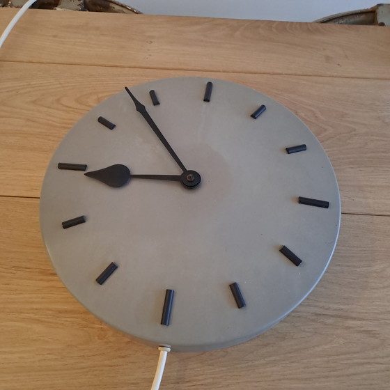 Image 1 of Vintage electric wall clock Hala Zeist 27cm