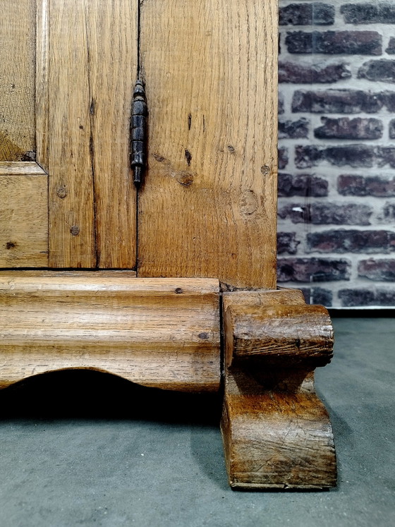 Image 1 of Mobile per il pane / Credenza / Pensile / Armadio per la biancheria in rovere antico