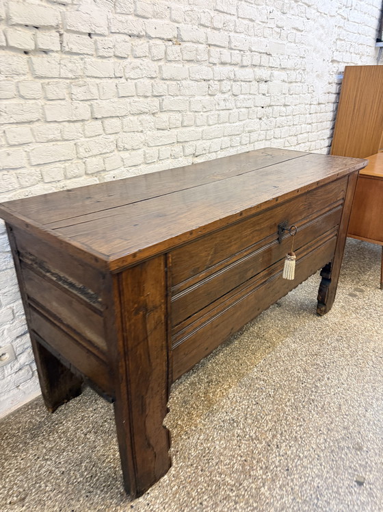 Image 1 of Brutalistische vintage kist