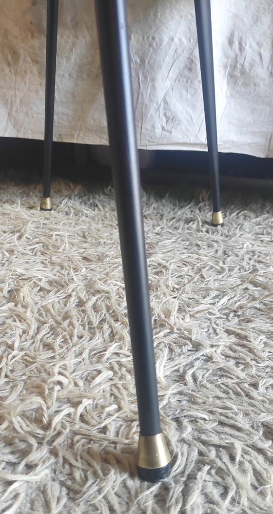 Image 1 of Modernistischer Couchtisch aus Metall und Holz – Mitte des 20. Jahrhunderts