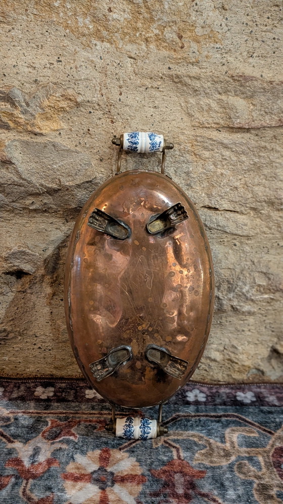 Image 1 of Delft porcelain lion's paw planter with handles, 35cm