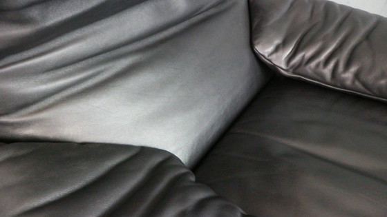 Image 1 of Vico Magistretti Maralunga - Sedia da salotto in pelle nera per Cassina, anni '80