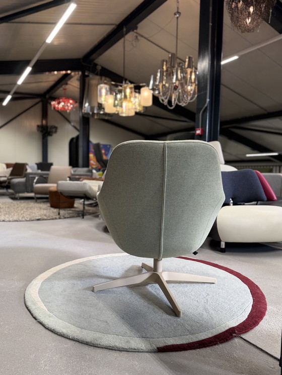 Image 1 of Leolux Pode Armchair Fabric Design Swivel Chair