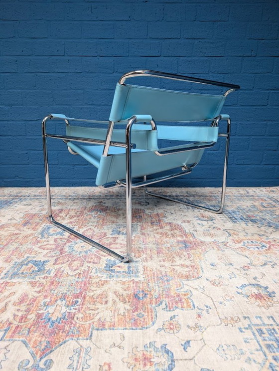 Image 1 of Vintage blauwe Wassily fauteuil, Marcel Breuer, jaren 80