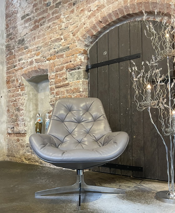 Image 1 of De Sede swivel armchair DS-144/101 