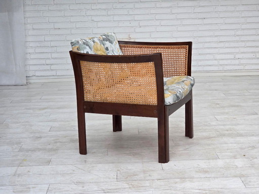 Années 1970, design danois d'Illum Wikkelsø, modèle de fauteuil « Plexus », bois de teck, structure en maille.