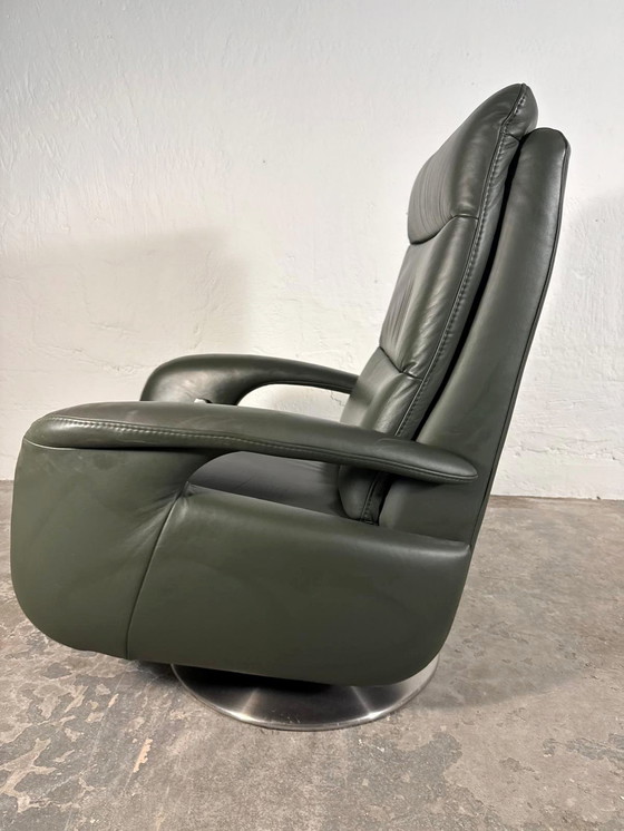 Image 1 of Leather recliner swivel easy chair 