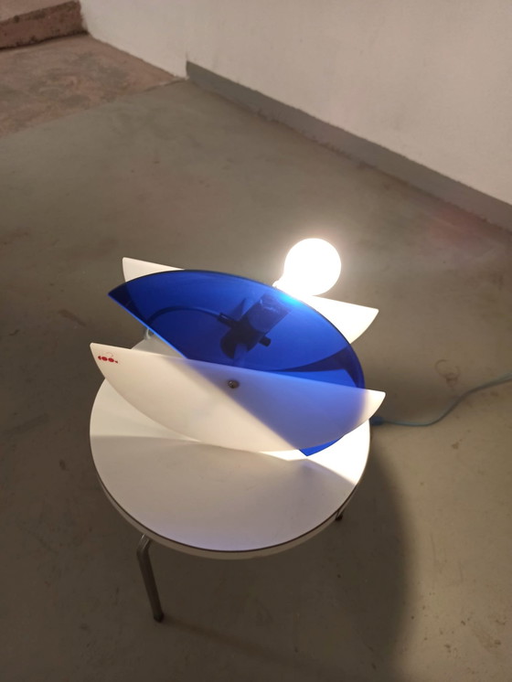 Image 1 of Rood Licht Memphis Milano style geometric table lamp 
