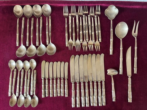 Set di posate in bambù. 47 pezzi. Ottone massiccio. – besteksets, Bamboo, Brass, Mid Century Modern (photo 2 of 7)