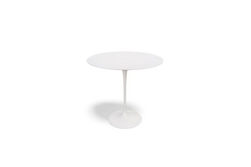 Knoll International coffee table Eero Saarinen coffee table tulip