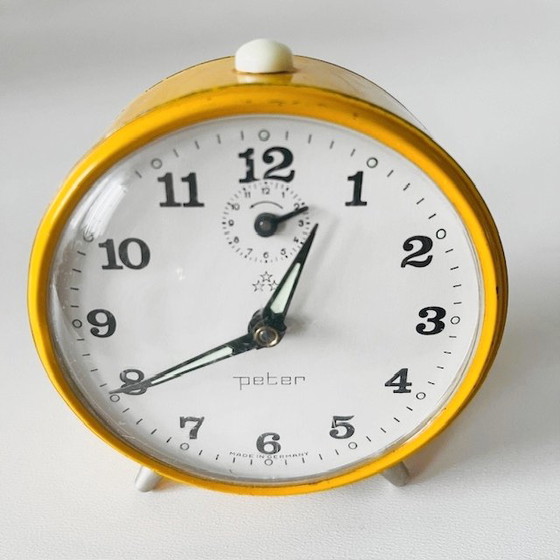 Image 1 of Réveil Junghans Peter vintage jaune et blanc des années 1970