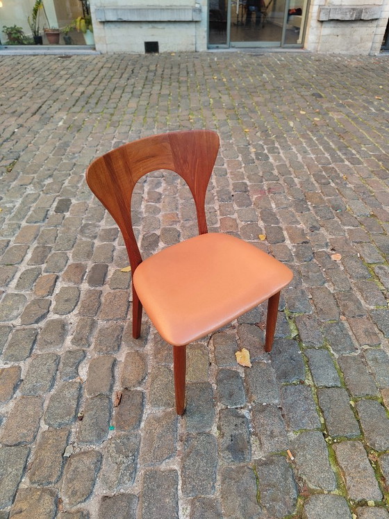 Set di sei sedie da pranzo in teak e pelle marrone chiaro, Koefoed Hornslet, Legno, Mid Century Modern (foto 4 di 13)