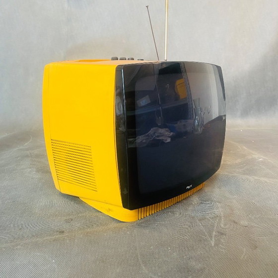 Televisor portátil REX de los años 70, en blanco y negro. – Objetos decorativos, Plastic (photo 4 of 7)