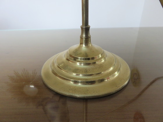 Image 1 of Art Nouveau lamp in brass and Vianne glassware, Signed