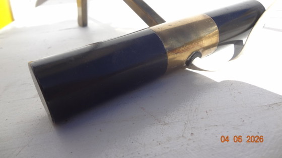 Black and golden metal table lamp, Philips Diplomat, Plastic, Mid Century Modern (photo 7 of 9)