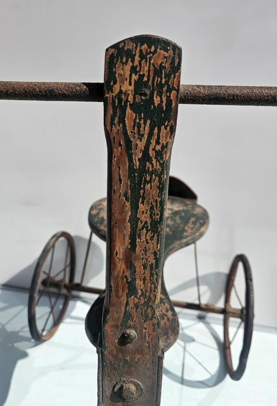 Image 1 of Triciclo antiguo y completamente original