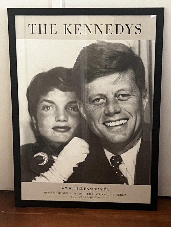 Image 1 of 2x JF Kennedy, Vintage, Grande Poster in Bianco e Nero con Cornice