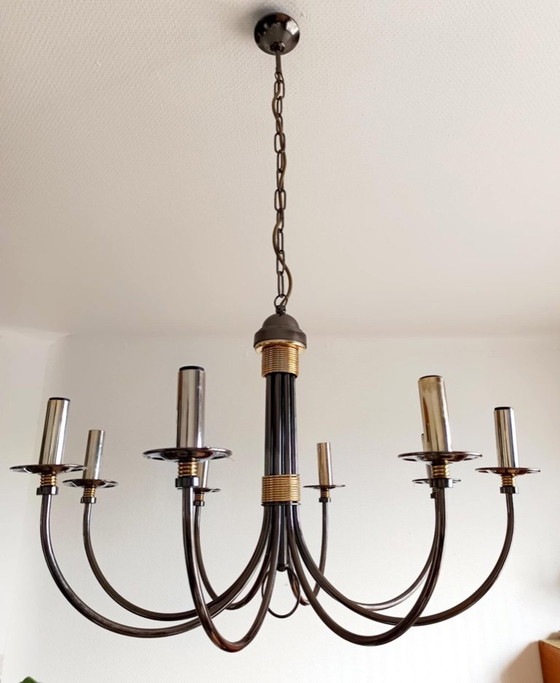 Image 1 of Vintage kroonluchter met 8 armen van zilver en goudkleurig metaal