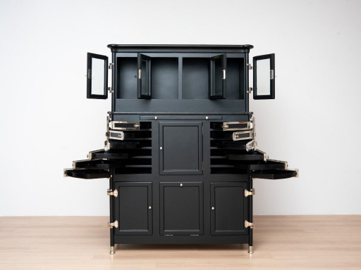Duitse instrumentenkast voor tandartsen van Arnold Biber, Pforzheim, circa 1920. – vitrinekasten, Wood (photo 2 of 19)