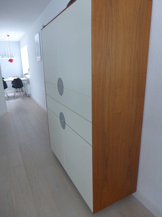 Personalisierter Castelijn-Diskschrank (KD-AA) – Nussbaum & Ahorn – Designklassiker – Buffetschränke (photo 3 of 4)