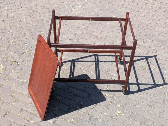 Vintage Deense serveerwagen/barkar van teakhout – Wood (photo 9 of 10)