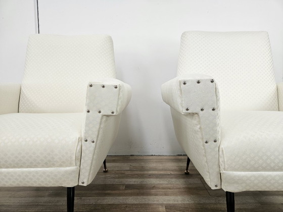 Image 1 of Sillones italianos de los años 50 en tela color crema con patas de hierro