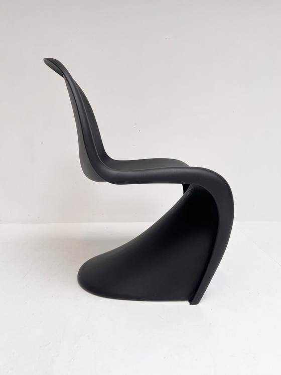 Image 1 of Set van 2 Vitra Verner Panton stoelen, na 2000