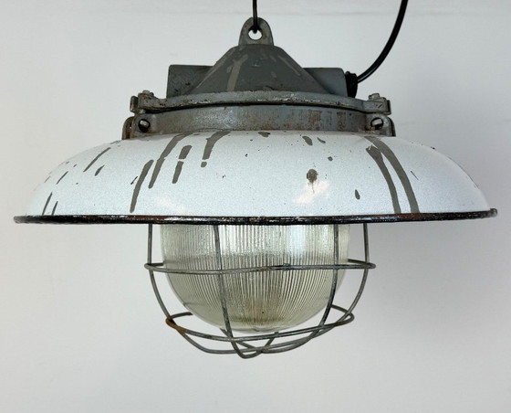Image 1 of Industrielle graue Emaille-Hängeleuchte im Fabrikkäfig-Design aus Gusseisen von Zaos, 1960er Jahre
