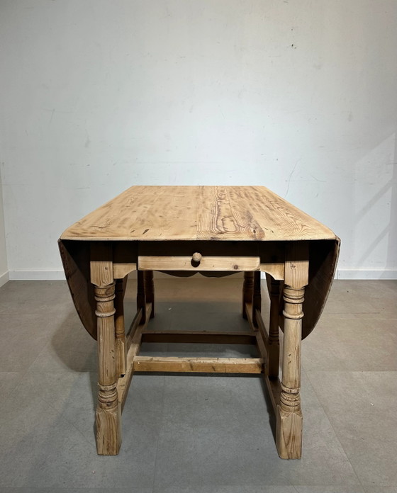 Mesa de comedor plegable de pino – Mesas de comedor (photo 3 of 4)