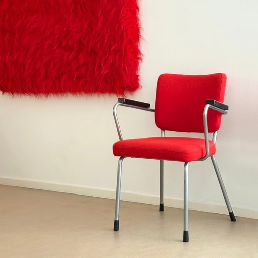 Gispen | armstoel nr 352 / 1271 | Ch. Hoffman | Kvadrat Tonus | bureaustoel | rood 