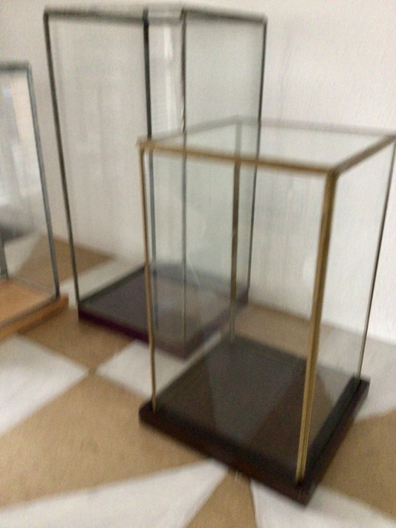 Image 1 of 3 vetrine museali