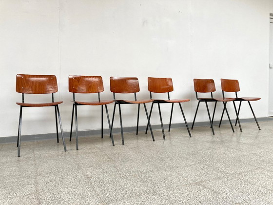 Image 1 of Set van 4 vintage F6 Eromes Marko Holland eetkamerstoelen