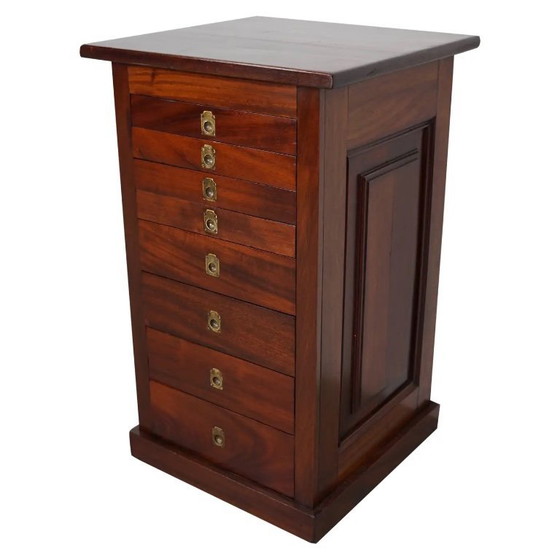 Image 1 of Vitrina antigua inglesa de caoba, siglo XIX