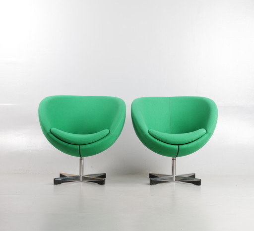 SVEN IVAR DYSTHE. Een paar fauteuils "planet
